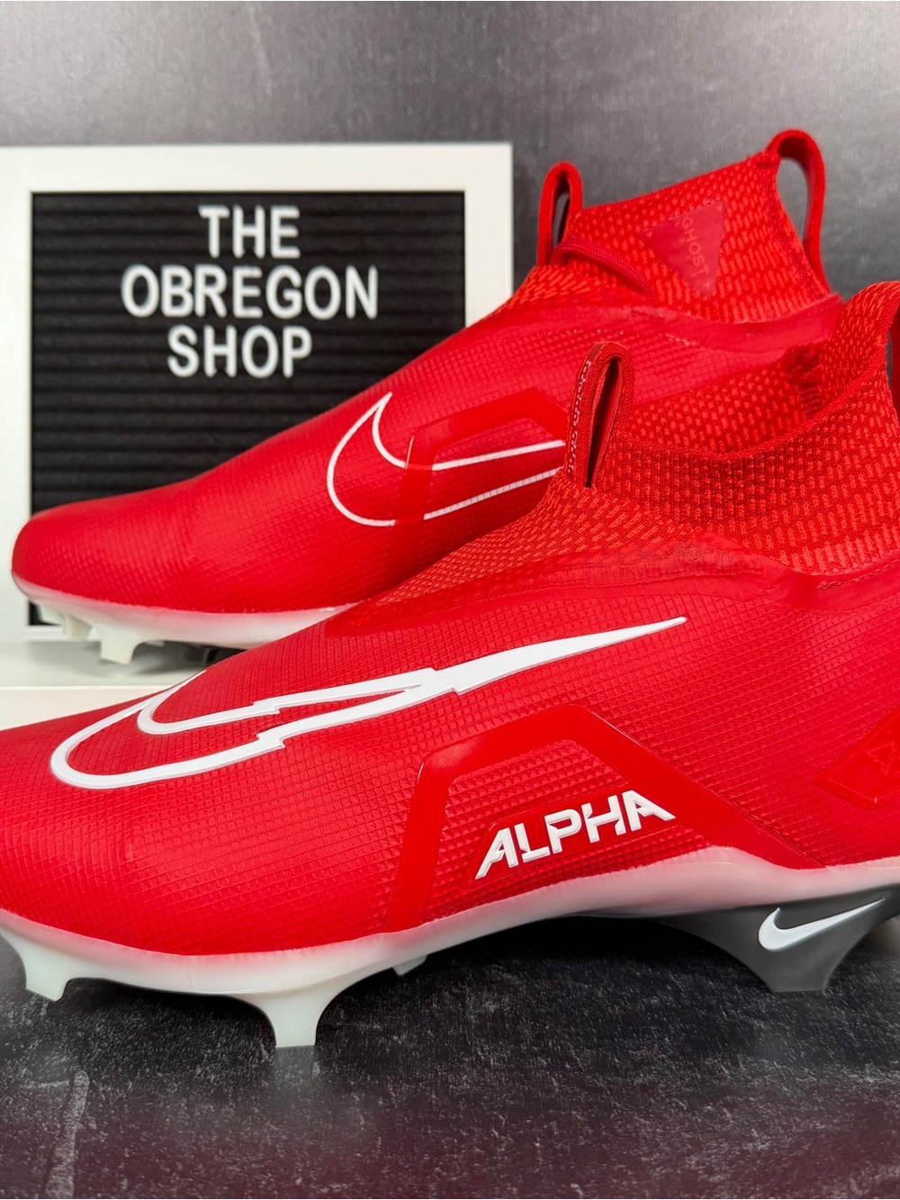 ALPHA MENACE ELITE 3 UNIVERSITY RED MENS FOOTBALL CLEATS SIZE 9 FLYKNIT WHITE